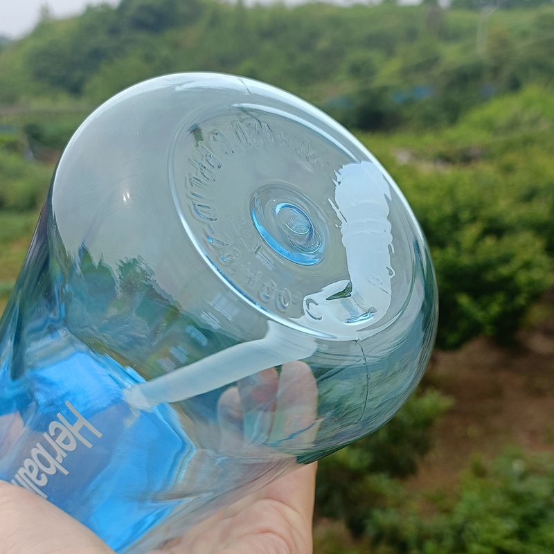 Botella de agua de plástico de - Nutrition And Fitness For Life reseña y precio